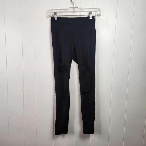 ZYIA Active Black Slashed Lux High Rise Ripped Leggings Size 0 Activewear Gym - Picture 2 of 8